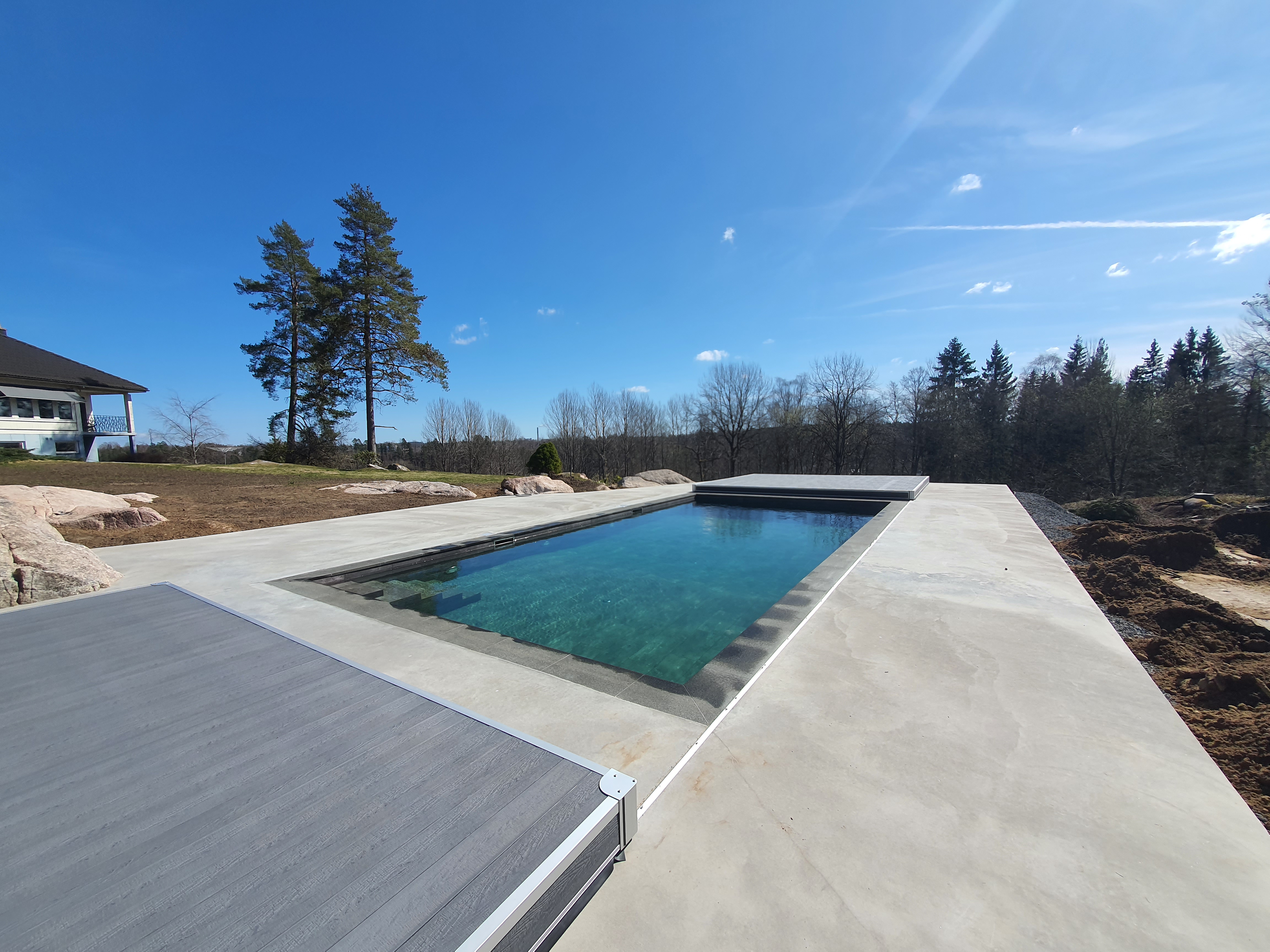 Pool 13